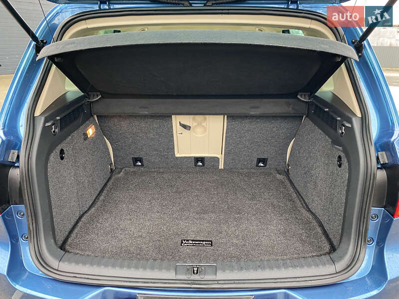 Позашляховик / Кросовер Volkswagen Tiguan 2017 в Львові