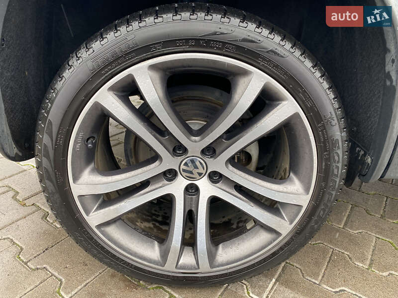 Позашляховик / Кросовер Volkswagen Tiguan 2017 в Львові
