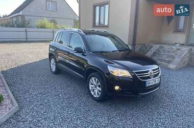 Внедорожник / Кроссовер Volkswagen Tiguan 2008 в Рокитном