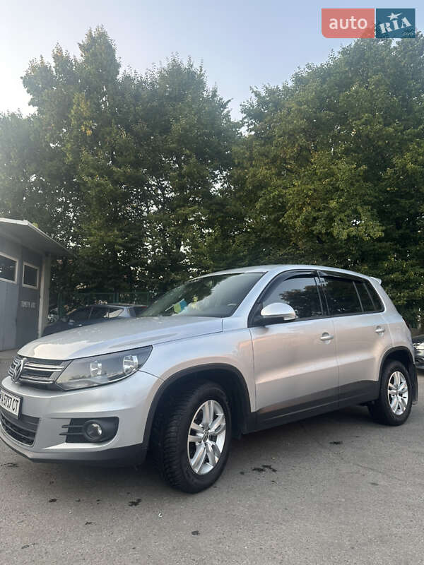Внедорожник / Кроссовер Volkswagen Tiguan 2012 в Львове