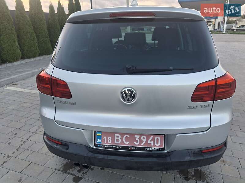 Позашляховик / Кросовер Volkswagen Tiguan 2011 в Кам'янець-Подільському