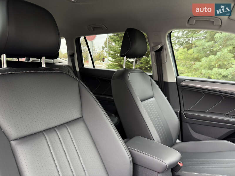 Внедорожник / Кроссовер Volkswagen Tiguan 2024 в Одессе