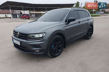 Позашляховик / Кросовер Volkswagen Tiguan 2018 в Шумську
