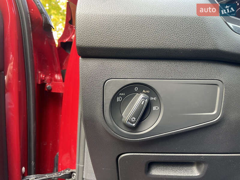 Внедорожник / Кроссовер Volkswagen Tiguan 2020 в Львове