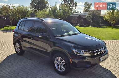 Позашляховик / Кросовер Volkswagen Tiguan 2017 в Нетішині