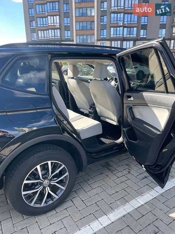 Внедорожник / Кроссовер Volkswagen Tiguan 2021 в Житомире