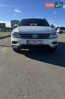Внедорожник / Кроссовер Volkswagen Tiguan 2018 в Киеве