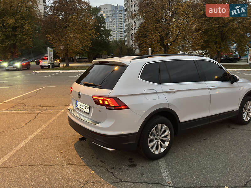 Позашляховик / Кросовер Volkswagen Tiguan 2018 в Броварах фото 5 Позашляховик / Кросовер Volkswagen Tiguan 2018 в Броварах