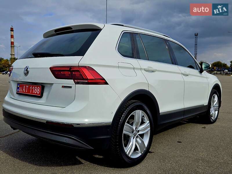 Позашляховик / Кросовер Volkswagen Tiguan 2020 в Дніпрі