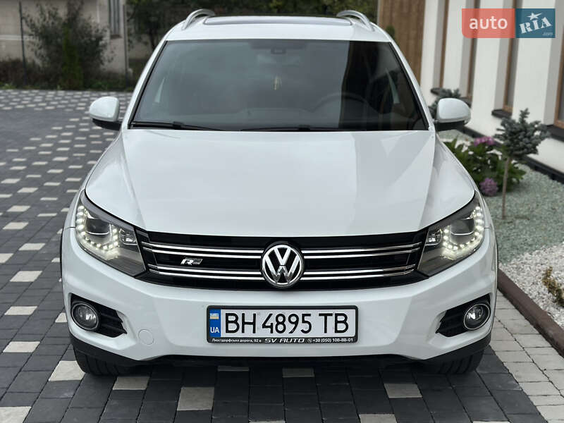 Внедорожник / Кроссовер Volkswagen Tiguan 2015 в Ивано-Франковске