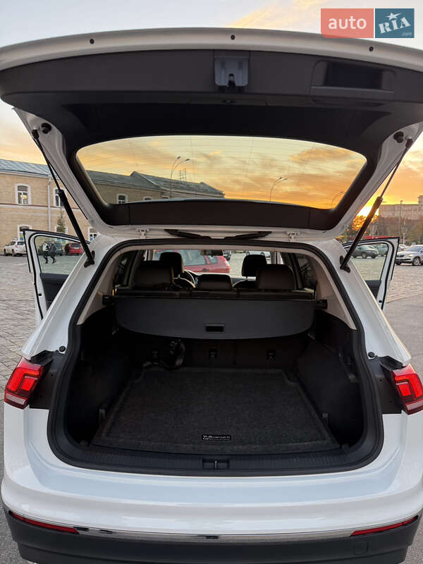 Внедорожник / Кроссовер Volkswagen Tiguan 2020 в Харькове фото 15 Внедорожник / Кроссовер Volkswagen Tiguan 2020 в Харькове