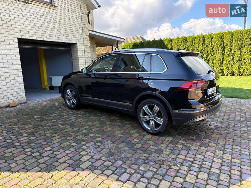 Позашляховик / Кросовер Volkswagen Tiguan 2018 в Черкасах фото 8 Позашляховик / Кросовер Volkswagen Tiguan 2018 в Черкасах