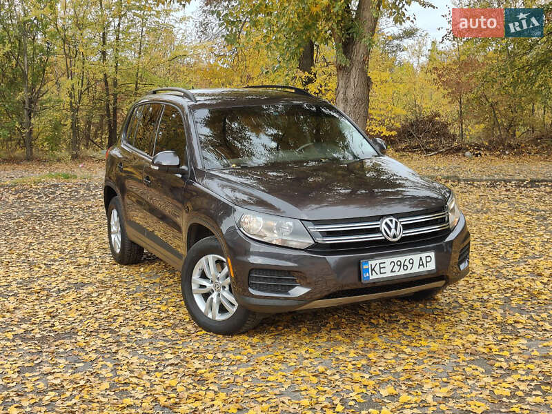 Внедорожник / Кроссовер Volkswagen Tiguan 2016 в Кривом Роге