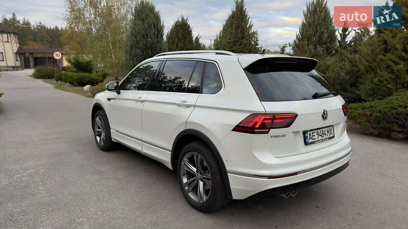 Внедорожник / Кроссовер Volkswagen Tiguan 2019 в Новомосковске фото 8 Внедорожник / Кроссовер Volkswagen Tiguan 2019 в Новомосковске