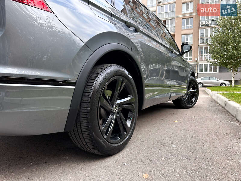 Внедорожник / Кроссовер Volkswagen Tiguan 2024 в Киеве