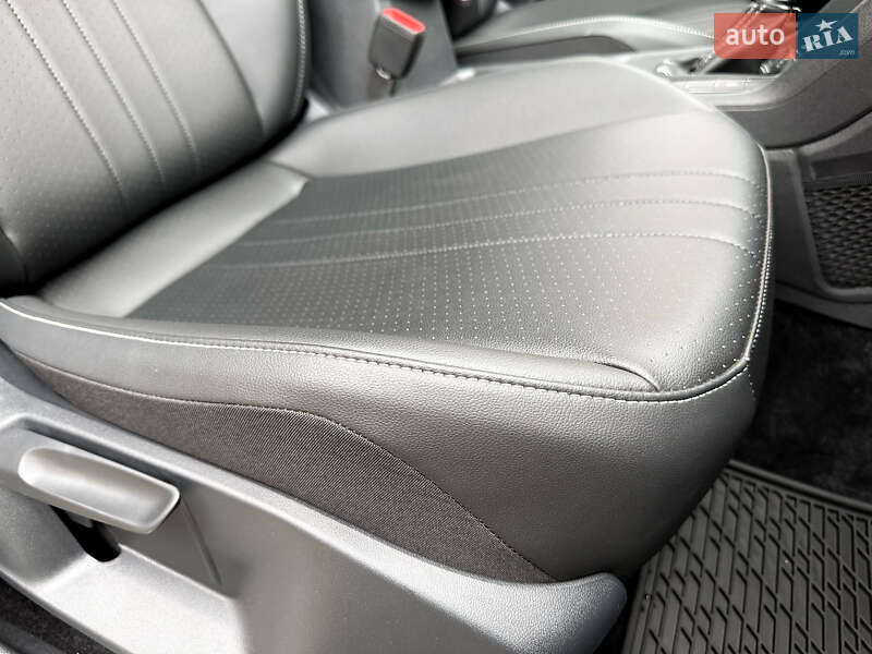 Внедорожник / Кроссовер Volkswagen Tiguan 2024 в Киеве