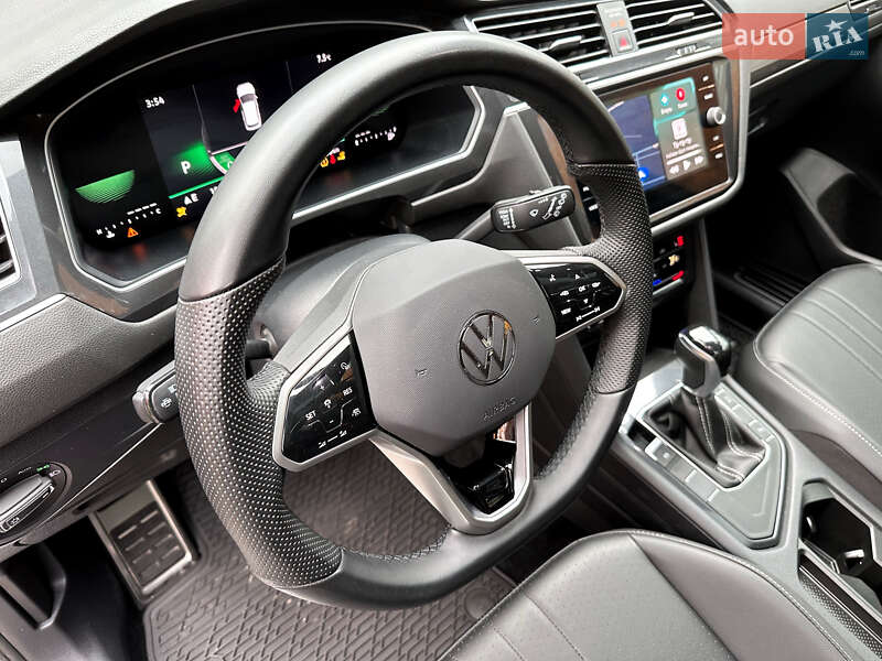 Внедорожник / Кроссовер Volkswagen Tiguan 2024 в Киеве