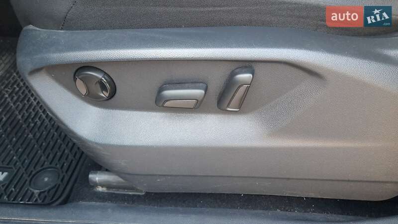 Позашляховик / Кросовер Volkswagen Tiguan 2020 в Львові