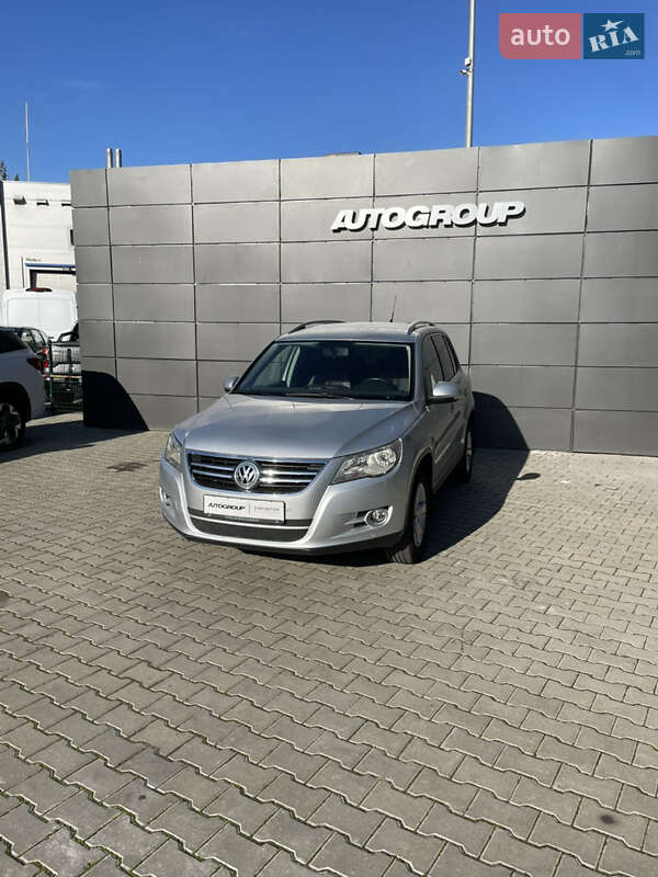 Volkswagen Tiguan 2010 Volkswagen Tiguan 2010