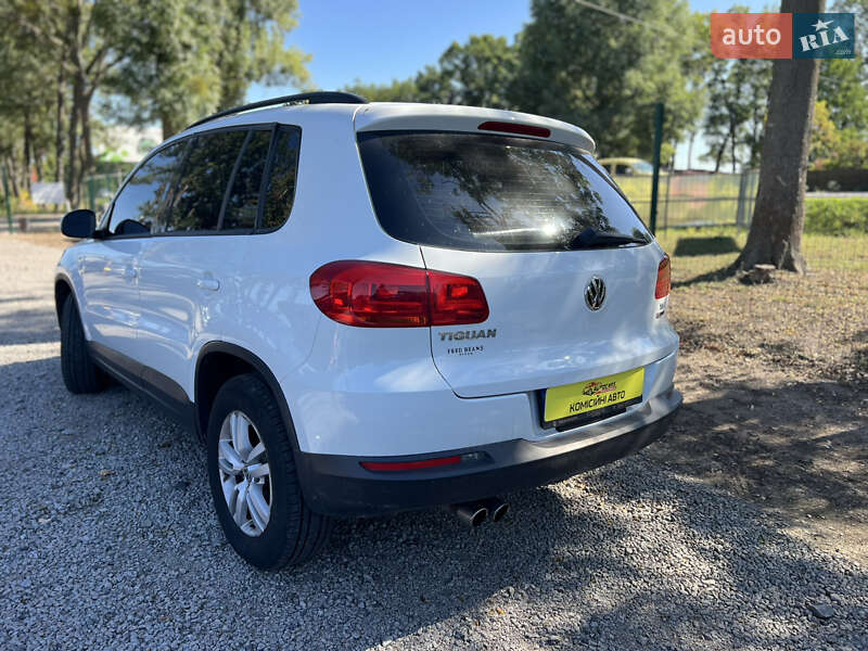 Внедорожник / Кроссовер Volkswagen Tiguan 2015 в Умани