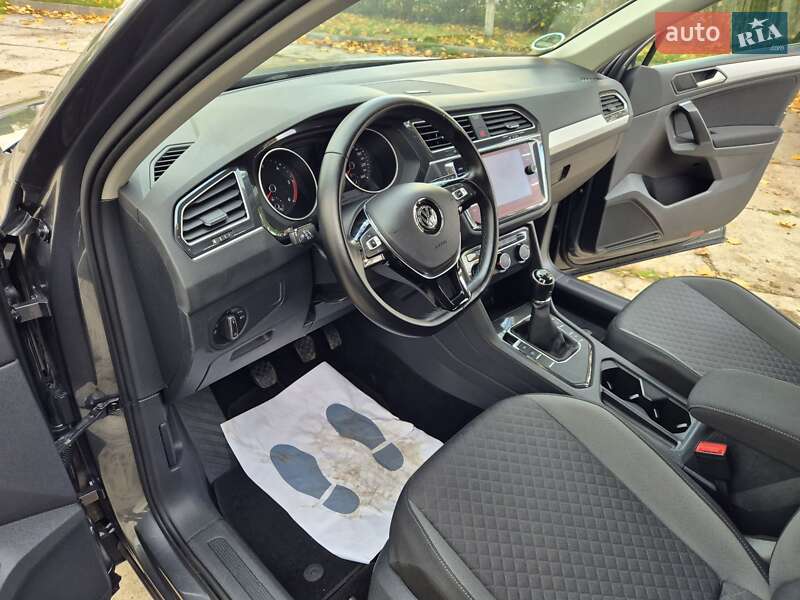 Позашляховик / Кросовер Volkswagen Tiguan 2019 в Стрию