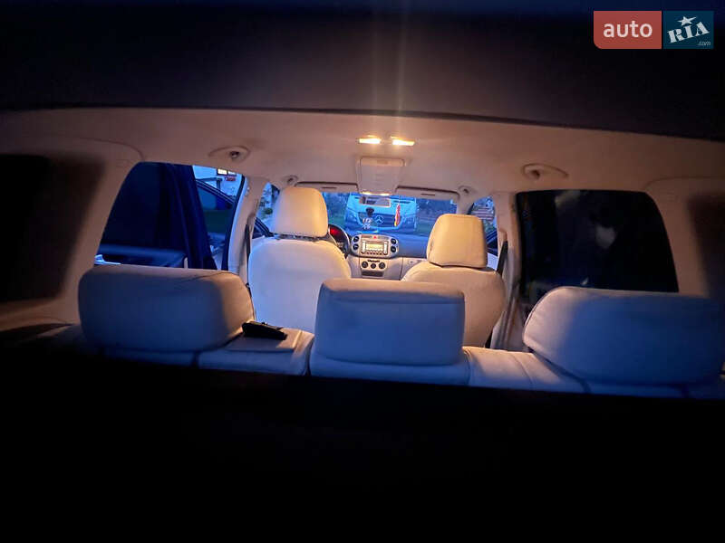 Внедорожник / Кроссовер Volkswagen Tiguan 2008 в Львове