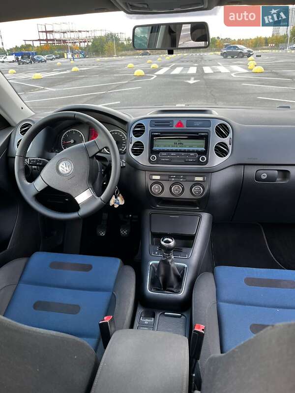 Внедорожник / Кроссовер Volkswagen Tiguan 2008 в Киеве фото 5 Внедорожник / Кроссовер Volkswagen Tiguan 2008 в Киеве