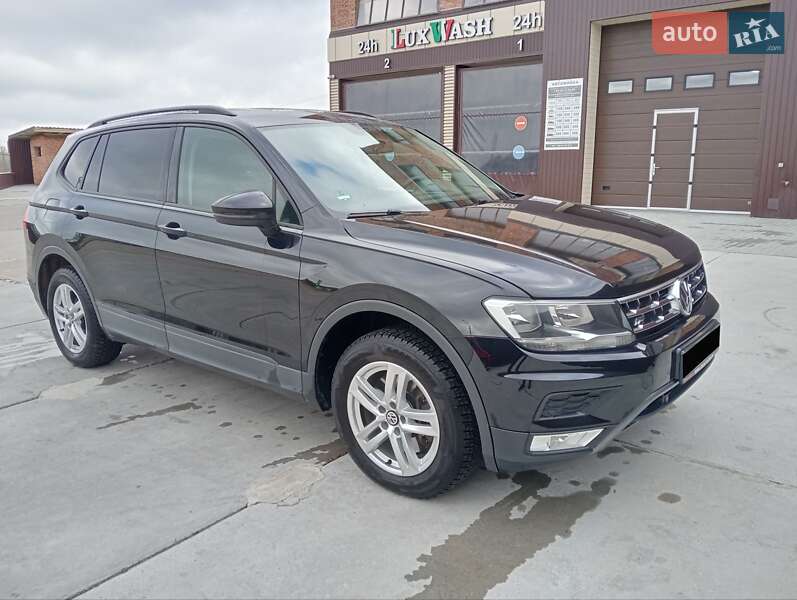 Внедорожник / Кроссовер Volkswagen Tiguan 2019 в Ходорове фото 11 Внедорожник / Кроссовер Volkswagen Tiguan 2019 в Ходорове