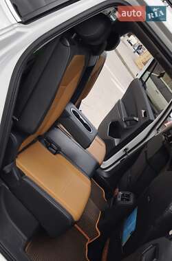 Внедорожник / Кроссовер Volkswagen Tiguan 2018 в 