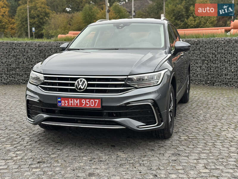 Позашляховик / Кросовер Volkswagen Tiguan 2024 в Львові
