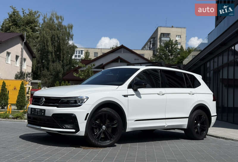 Внедорожник / Кроссовер Volkswagen Tiguan 2019 в Львове фото 3 Внедорожник / Кроссовер Volkswagen Tiguan 2019 в Львове