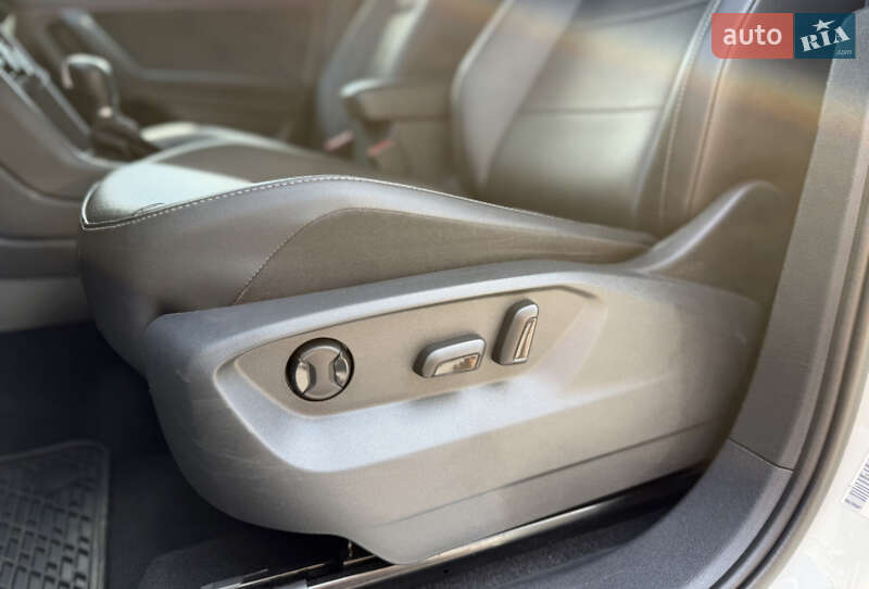 Внедорожник / Кроссовер Volkswagen Tiguan 2019 в Львове фото 27 Внедорожник / Кроссовер Volkswagen Tiguan 2019 в Львове