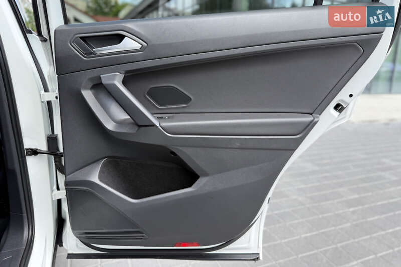 Внедорожник / Кроссовер Volkswagen Tiguan 2019 в Львове фото 53 Внедорожник / Кроссовер Volkswagen Tiguan 2019 в Львове