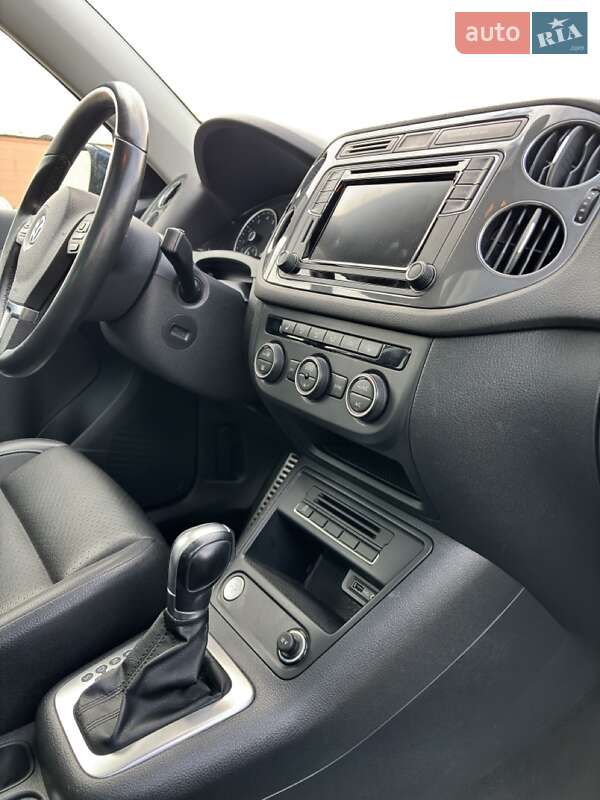 Позашляховик / Кросовер Volkswagen Tiguan 2017 в Києві