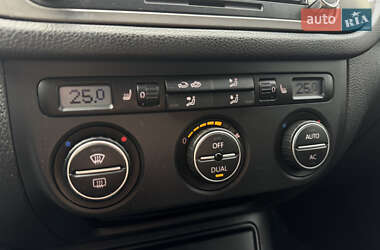 Внедорожник / Кроссовер Volkswagen Tiguan 2008 в 