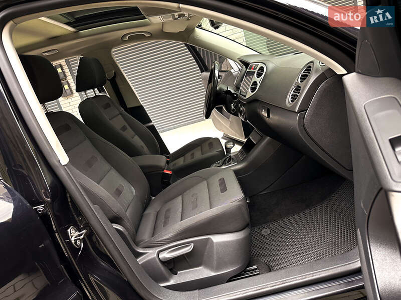 Позашляховик / Кросовер Volkswagen Tiguan 2009 в Хмельницькому