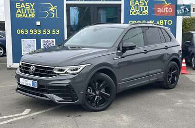 Внедорожник / Кроссовер Volkswagen Tiguan 2023 в Киеве
