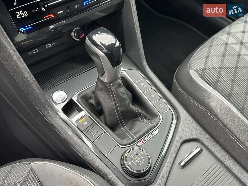 Позашляховик / Кросовер Volkswagen Tiguan 2023 в Києві