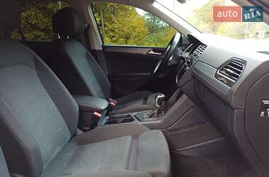 Позашляховик / Кросовер Volkswagen Tiguan 2022 в  фото 32 Позашляховик / Кросовер Volkswagen Tiguan 2022 в