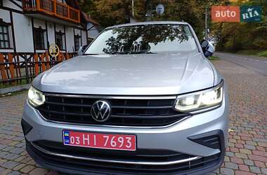 Позашляховик / Кросовер Volkswagen Tiguan 2022 в  фото 84 Позашляховик / Кросовер Volkswagen Tiguan 2022 в