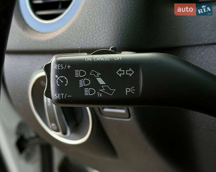 Позашляховик / Кросовер Volkswagen Tiguan 2016 в Києві