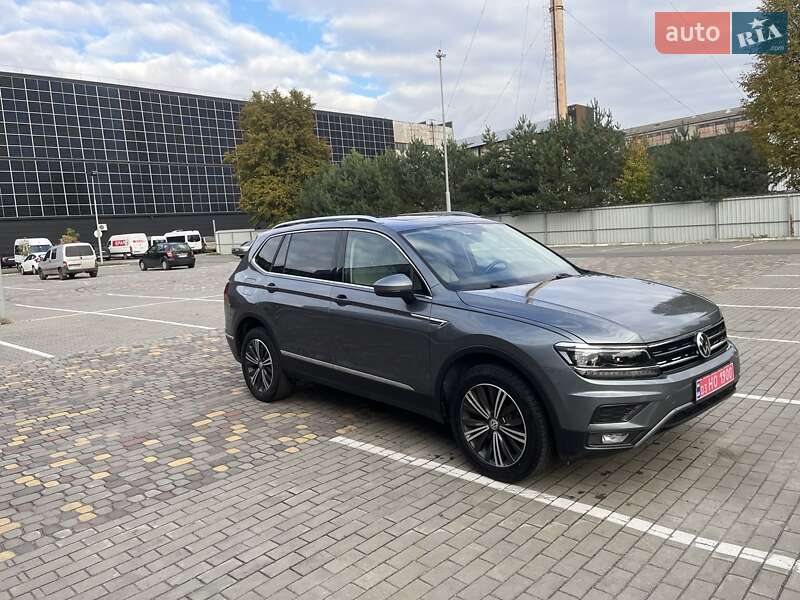 Внедорожник / Кроссовер Volkswagen Tiguan 2018 в Луцке фото 23 Внедорожник / Кроссовер Volkswagen Tiguan 2018 в Луцке