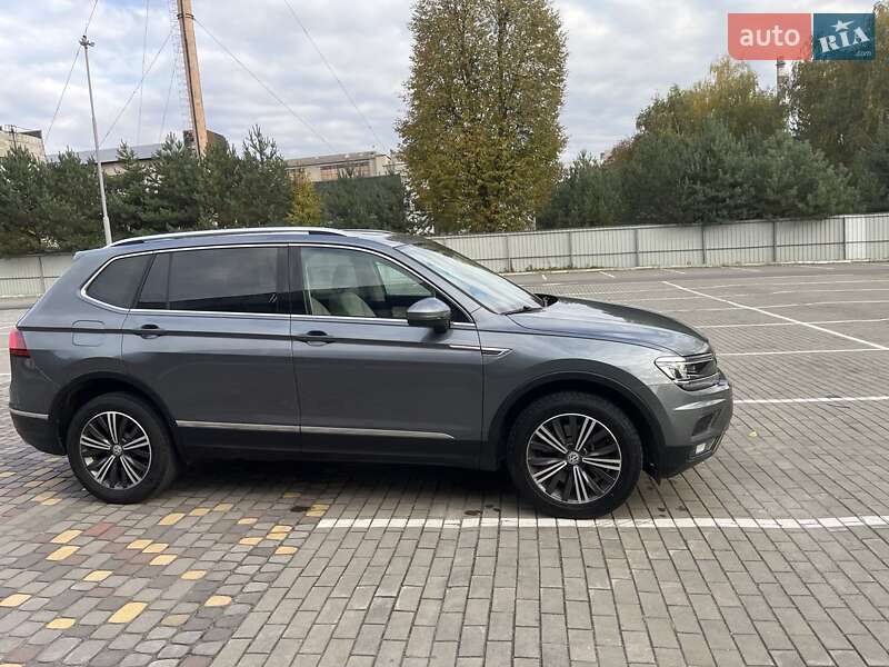 Внедорожник / Кроссовер Volkswagen Tiguan 2018 в Луцке фото 72 Внедорожник / Кроссовер Volkswagen Tiguan 2018 в Луцке