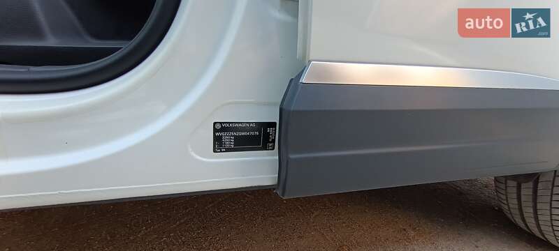 Внедорожник / Кроссовер Volkswagen Tiguan 2015 в Запорожье