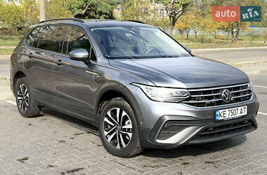 Позашляховик / Кросовер Volkswagen Tiguan 2022 в Кам'янському