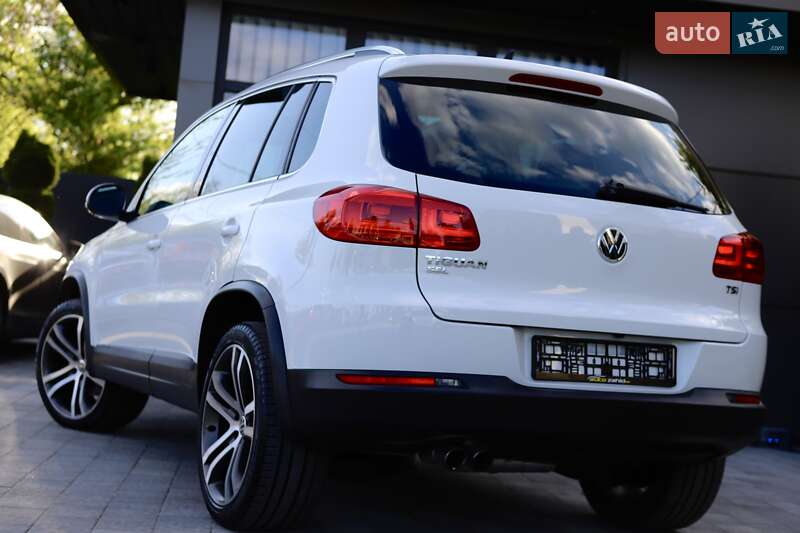 Позашляховик / Кросовер Volkswagen Tiguan 2017 в Дрогобичі