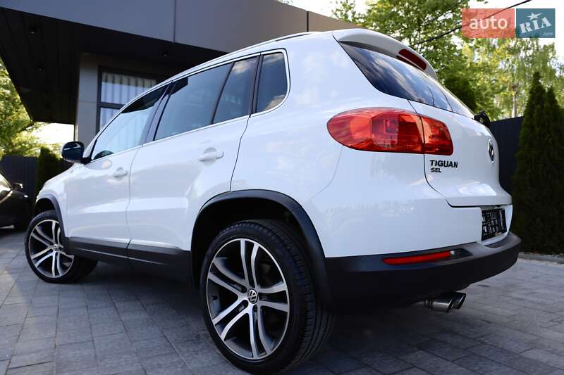 Позашляховик / Кросовер Volkswagen Tiguan 2017 в Дрогобичі