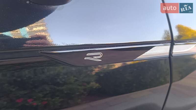 Внедорожник / Кроссовер Volkswagen Tiguan 2023 в Днепре