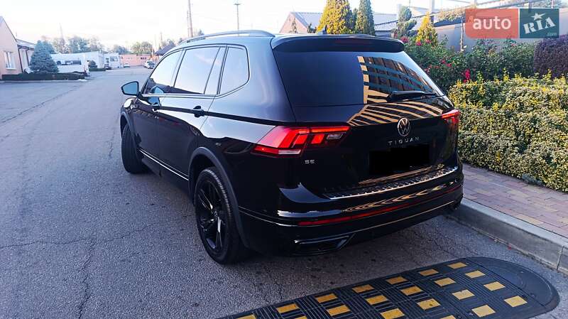 Внедорожник / Кроссовер Volkswagen Tiguan 2023 в Днепре