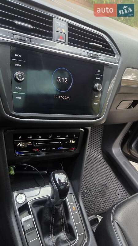 Внедорожник / Кроссовер Volkswagen Tiguan 2022 в Вишневом фото 22 Внедорожник / Кроссовер Volkswagen Tiguan 2022 в Вишневом